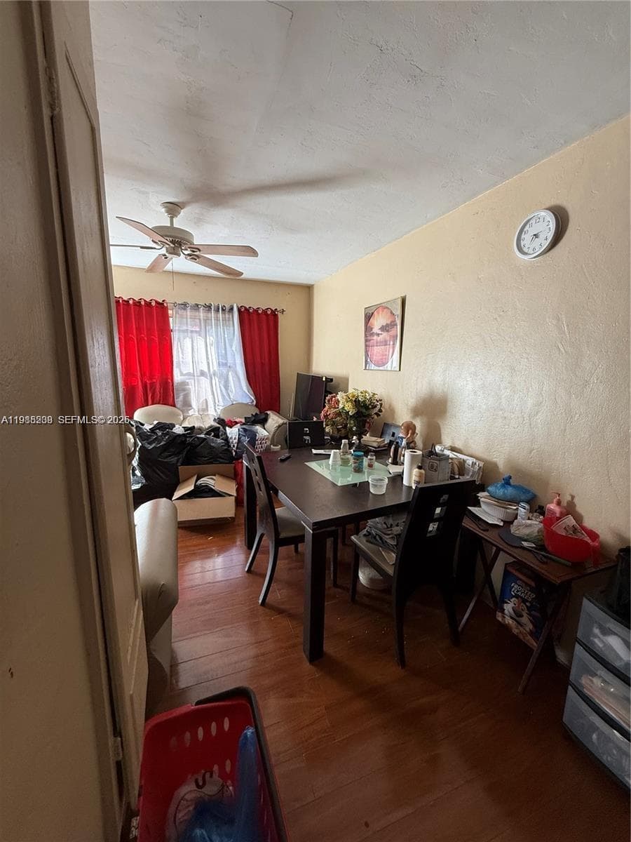 551-553 NE 133rd St, North Miami FL 33161 — 4