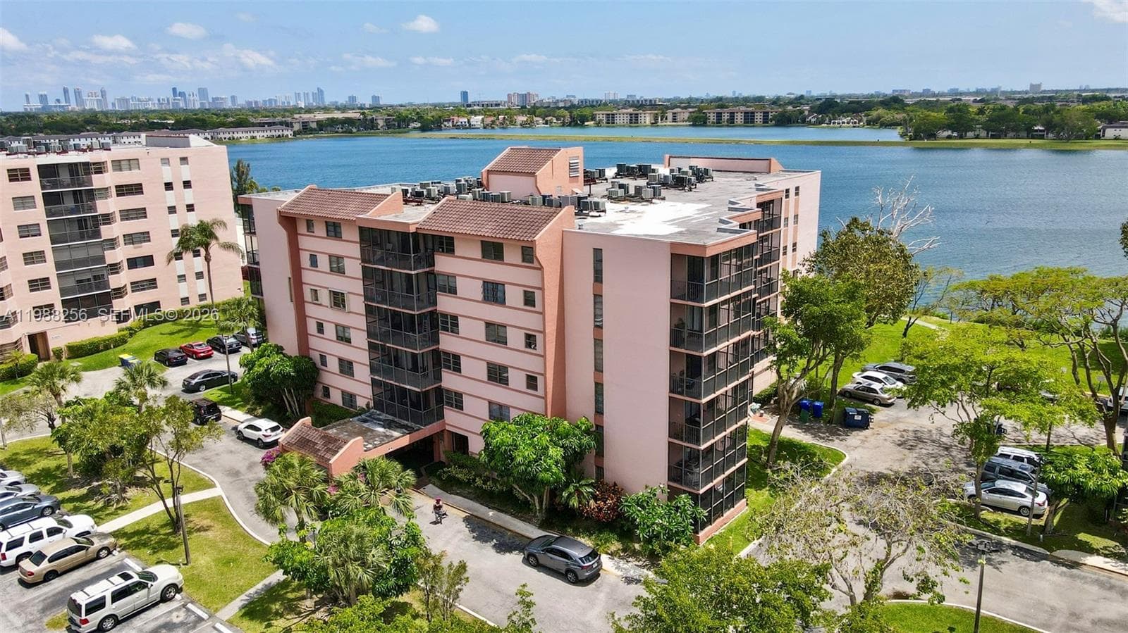 20850 San Simeon Way # 5, Miami FL 33179 — 23