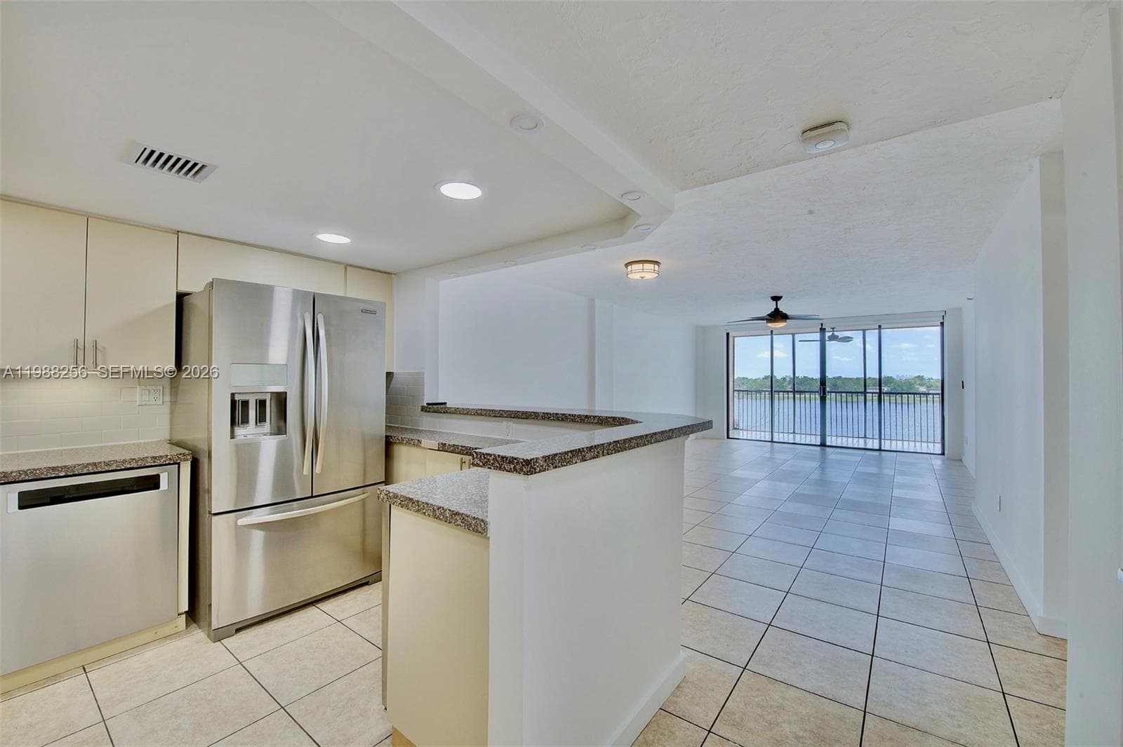 20850 San Simeon Way # 5, Miami FL 33179 — 1