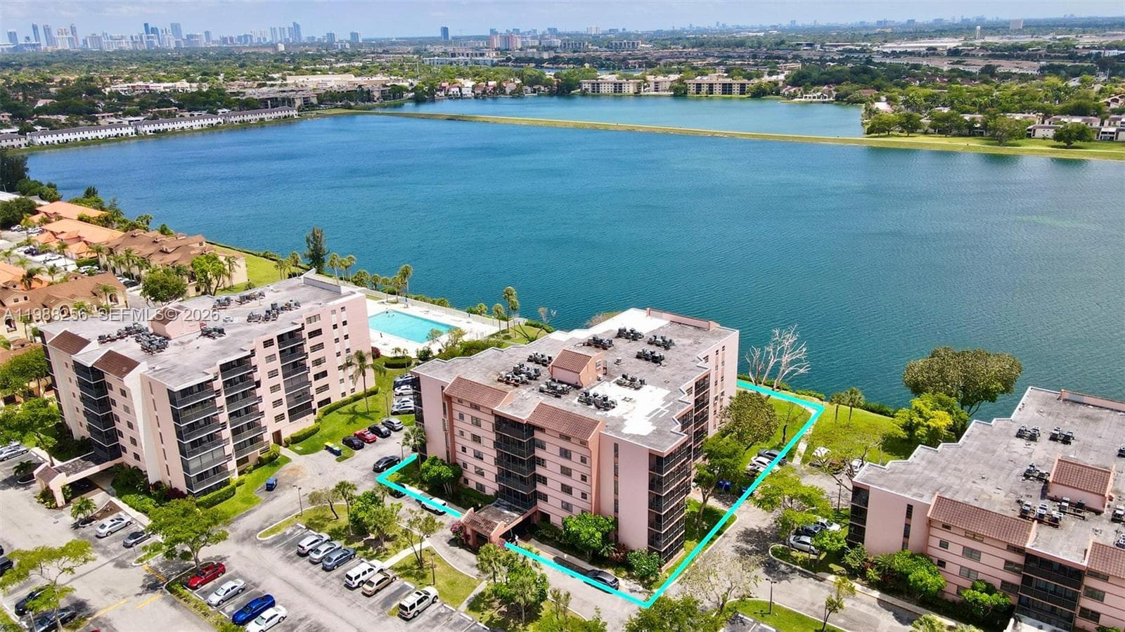 20850 San Simeon Way # 5, Miami FL 33179 — 25
