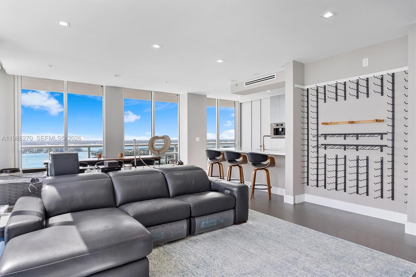 6365 Collins Ave # 4307, Miami Beach FL 33141 — 6
