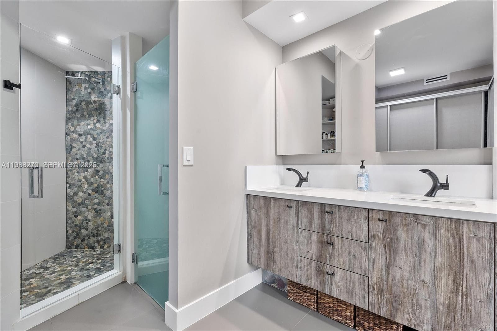 6365 Collins Ave # 4307, Miami Beach FL 33141 — 18