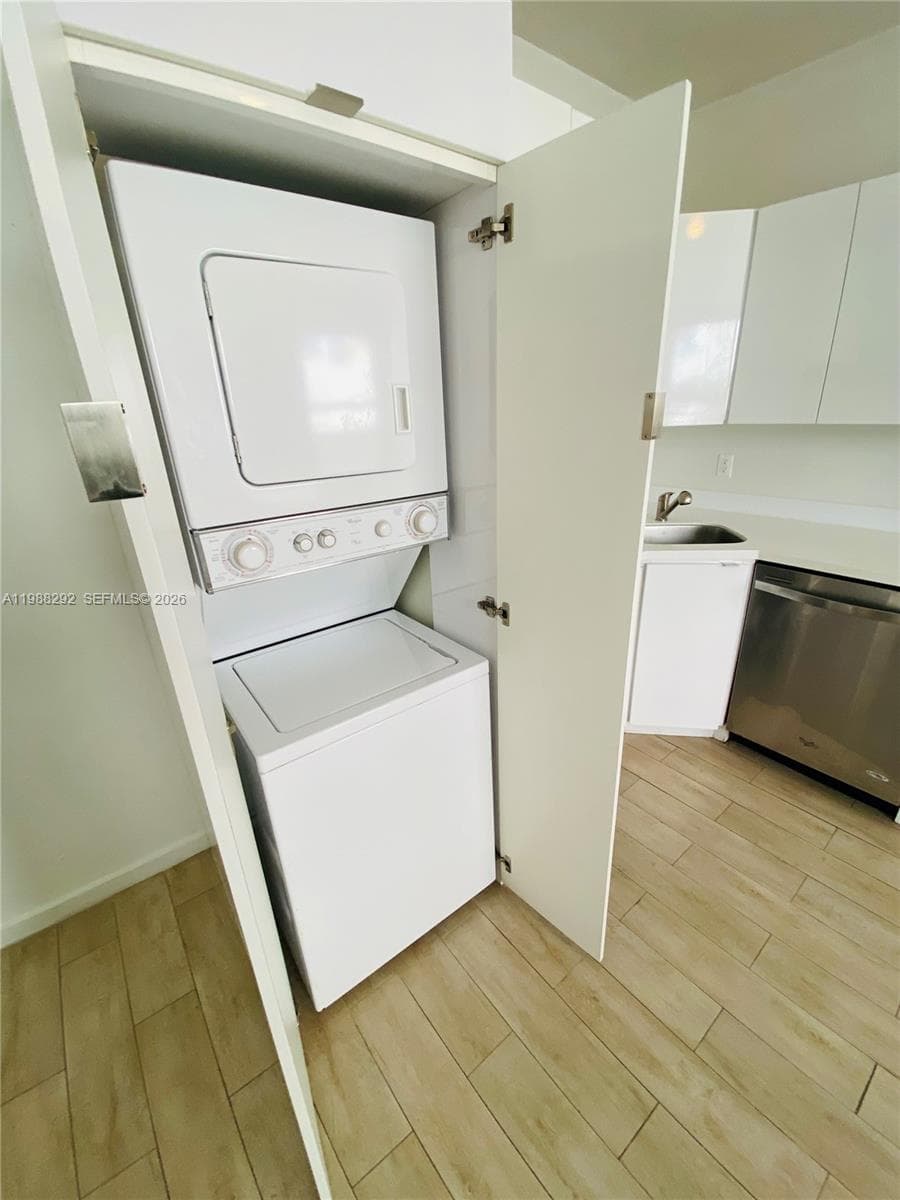 1611 Meridian Ave # 305, Miami Beach FL 33139 — 6