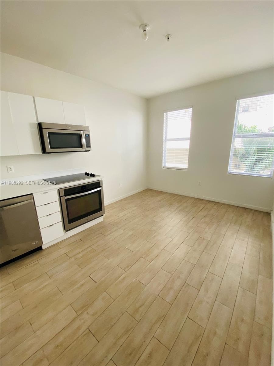 1611 Meridian Ave # 305, Miami Beach FL 33139 — 5