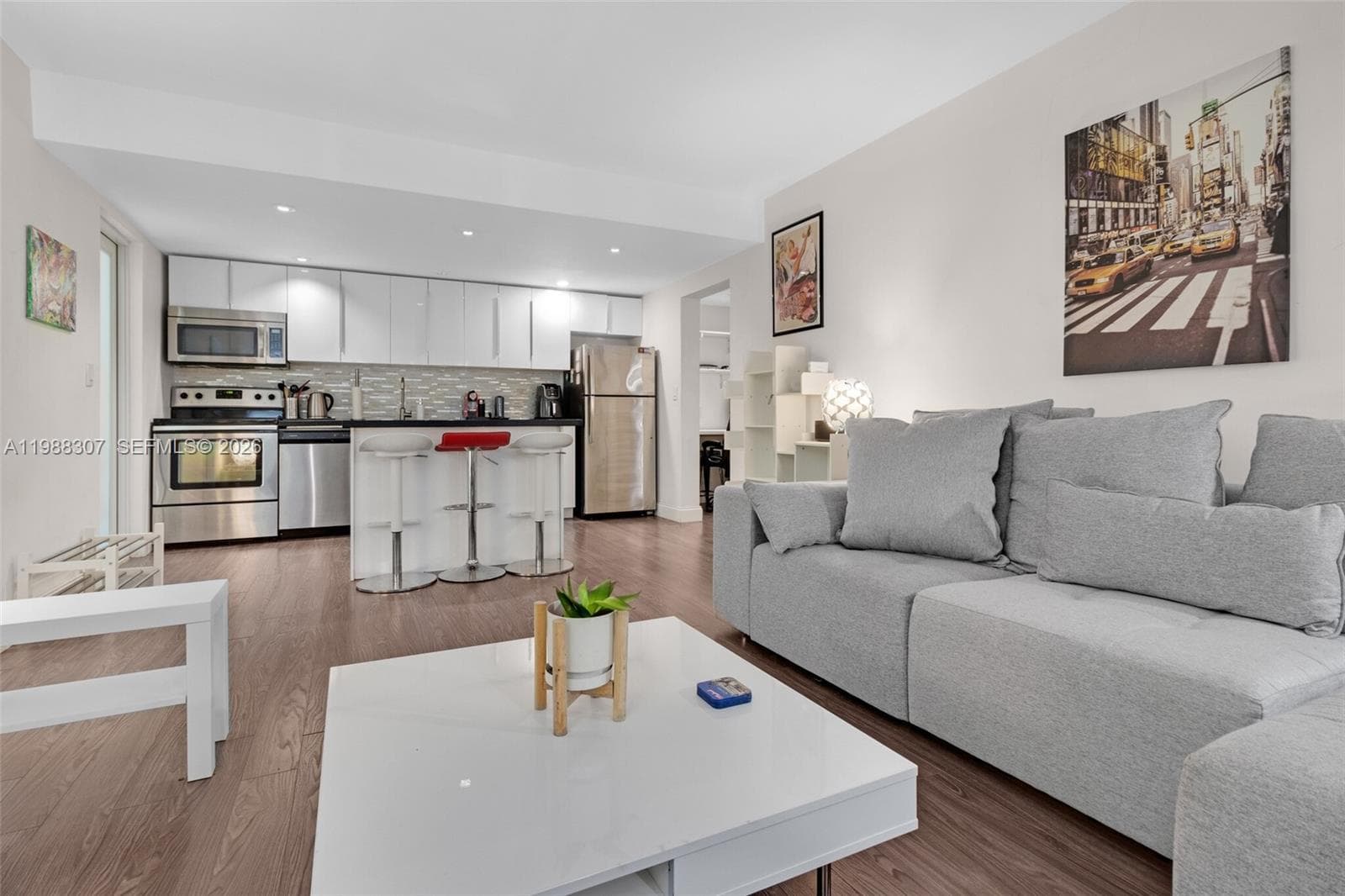 1117 Meridian Ave # 1117, Miami Beach FL 33139 — 6