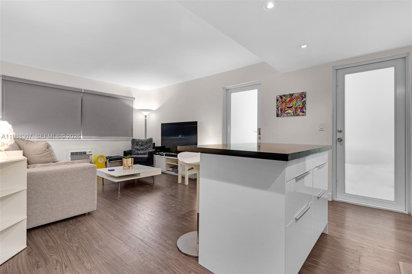 1117 Meridian Ave # 1117, Miami Beach FL 33139 — 12