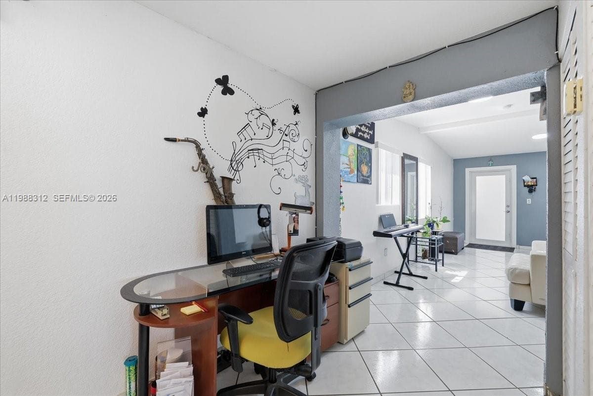 3140 NW 97th St, Miami FL 33147 — 6