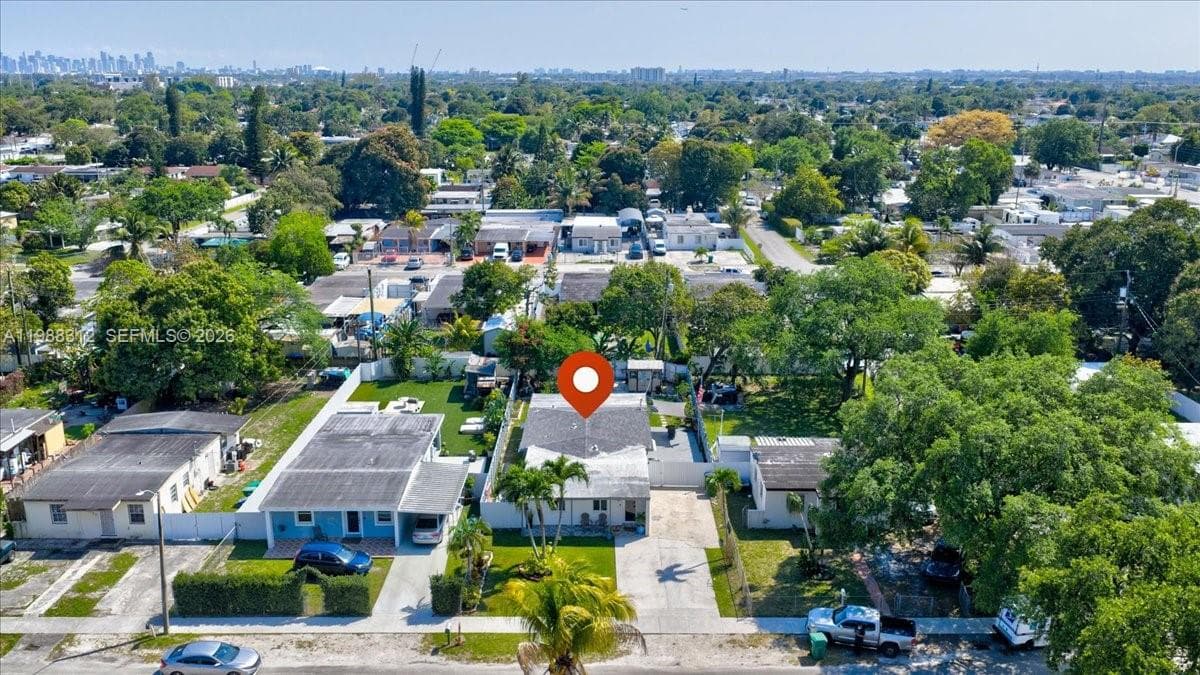 3140 NW 97th St, Miami FL 33147 — 28