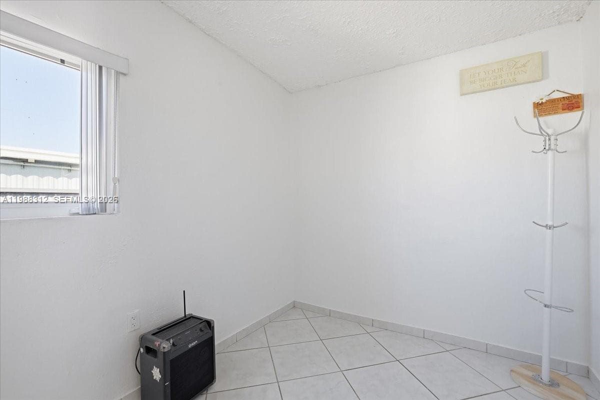3140 NW 97th St, Miami FL 33147 — 18