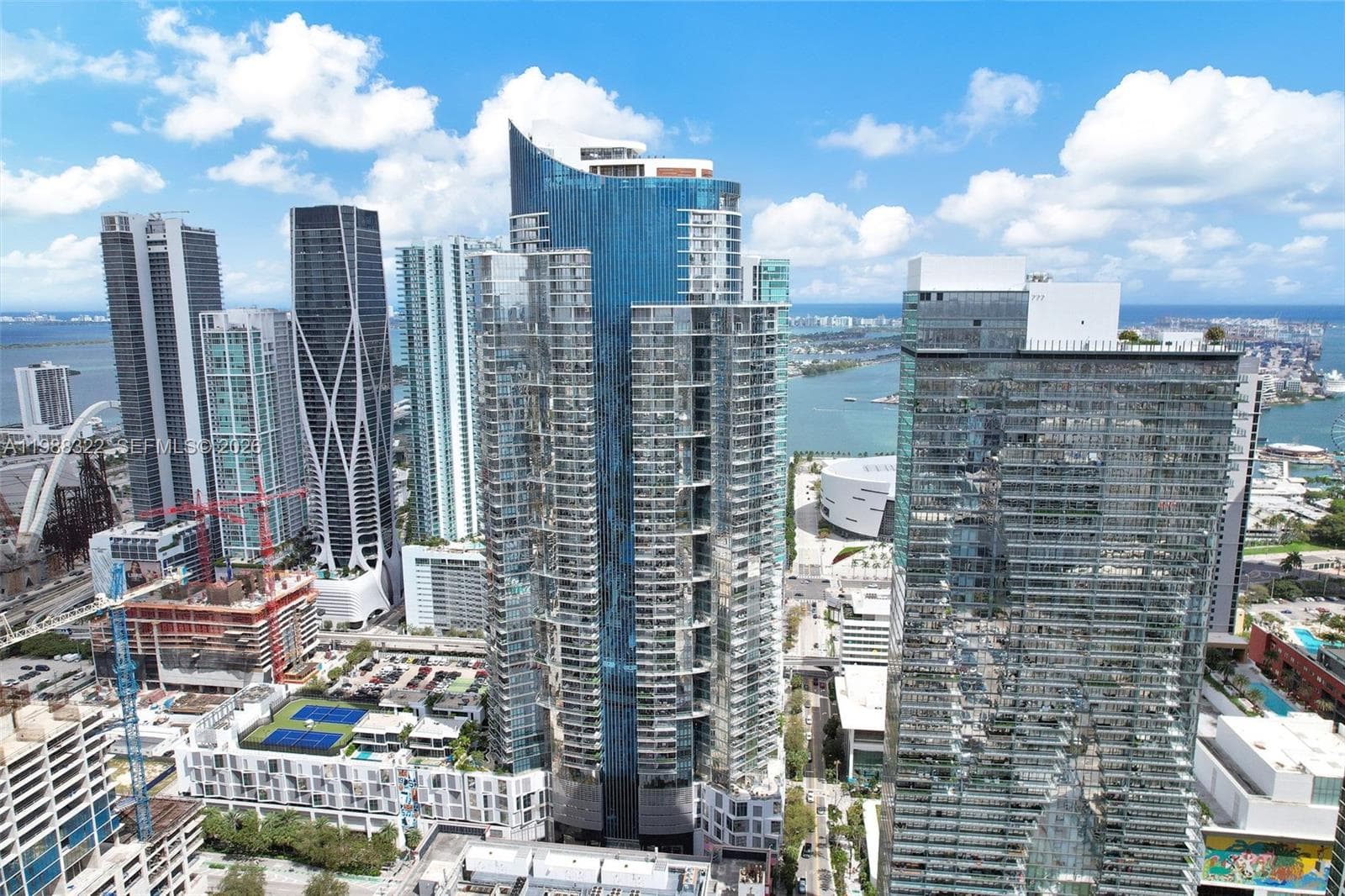 851 NE 1st Ave # 2912, Miami FL 33132 — 44