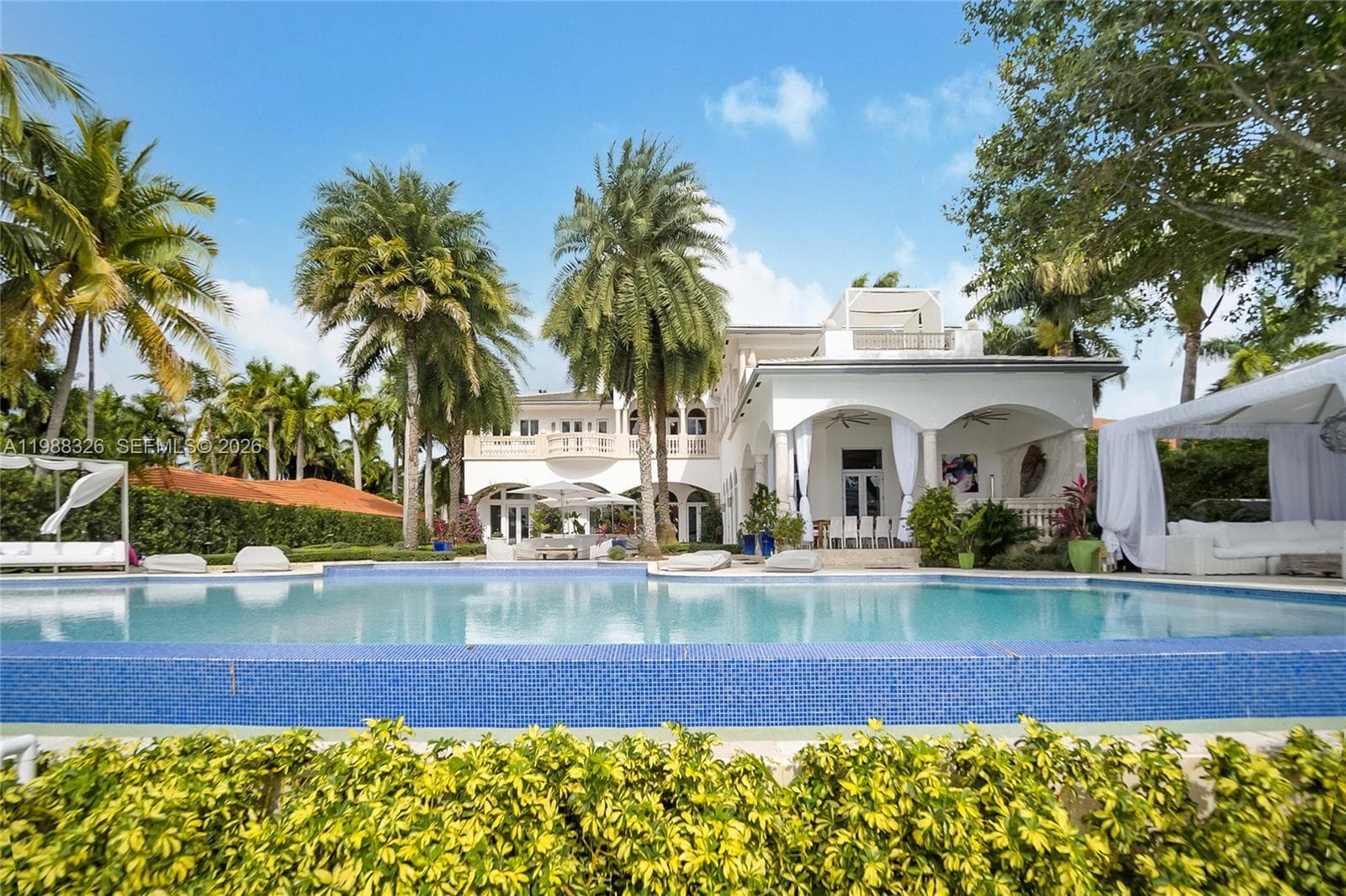 100 Palm Ave, Miami Beach FL 33139 — 3