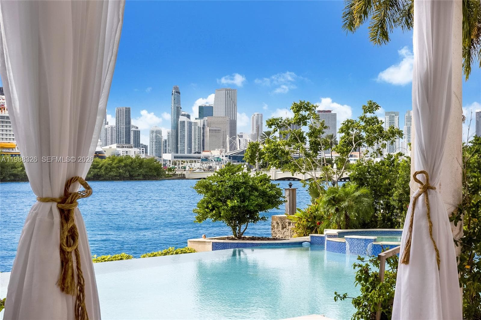 100 Palm Ave, Miami Beach FL 33139 — 4