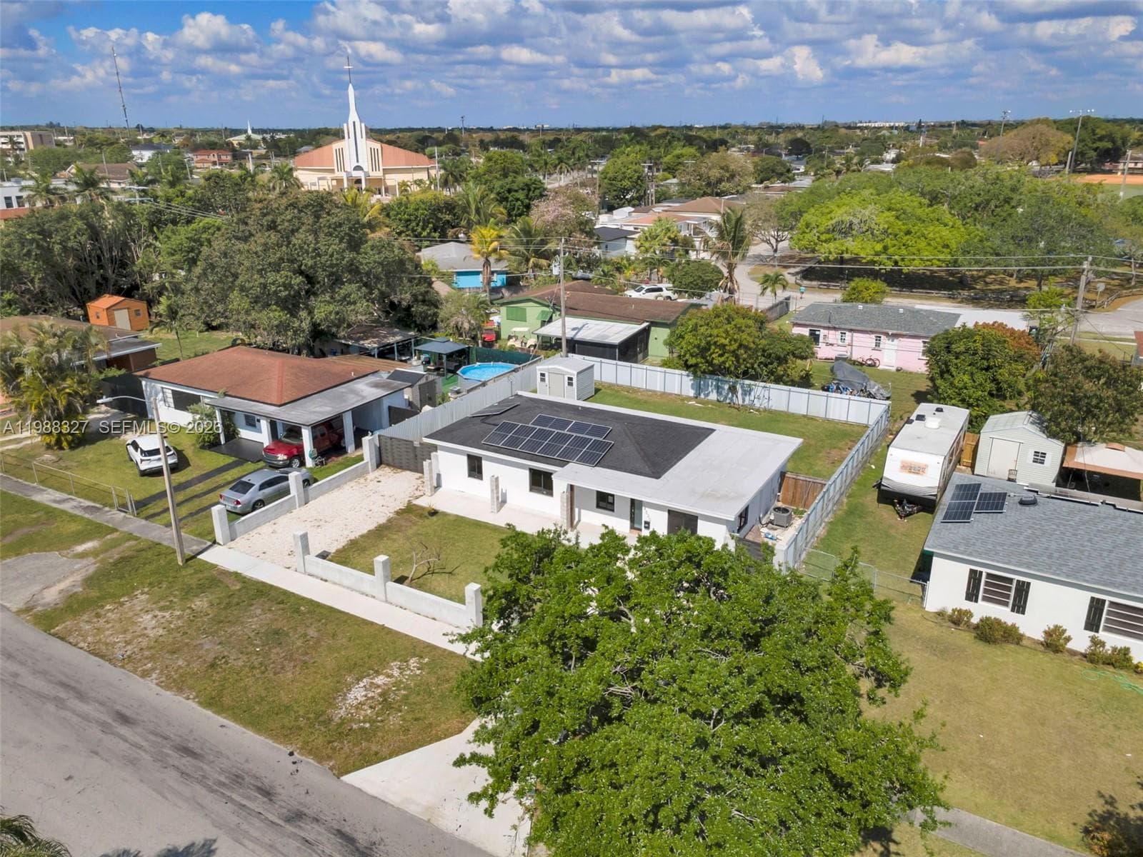 14520 Carver Drive, Miami FL 33176 — 3
