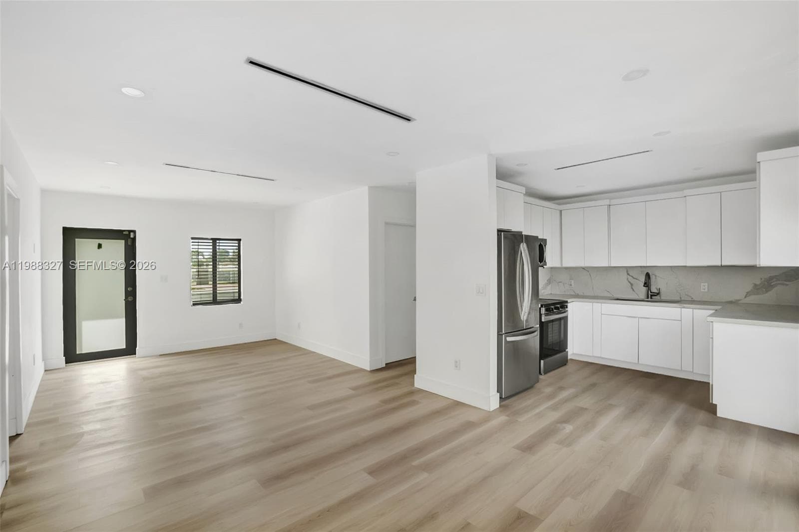 14520 Carver Drive, Miami FL 33176 — 11