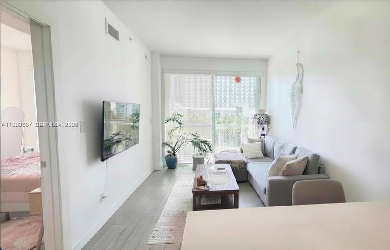 321 NE 26th St # 514, Miami FL 33137 — 4