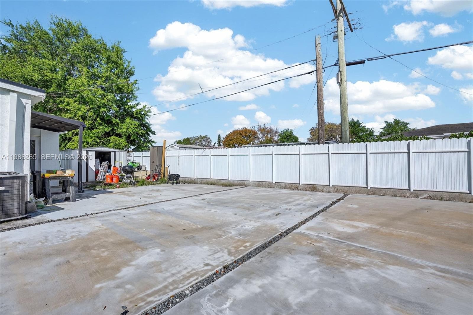 2001 Rutland St, Opa-Locka FL 33054 — 22