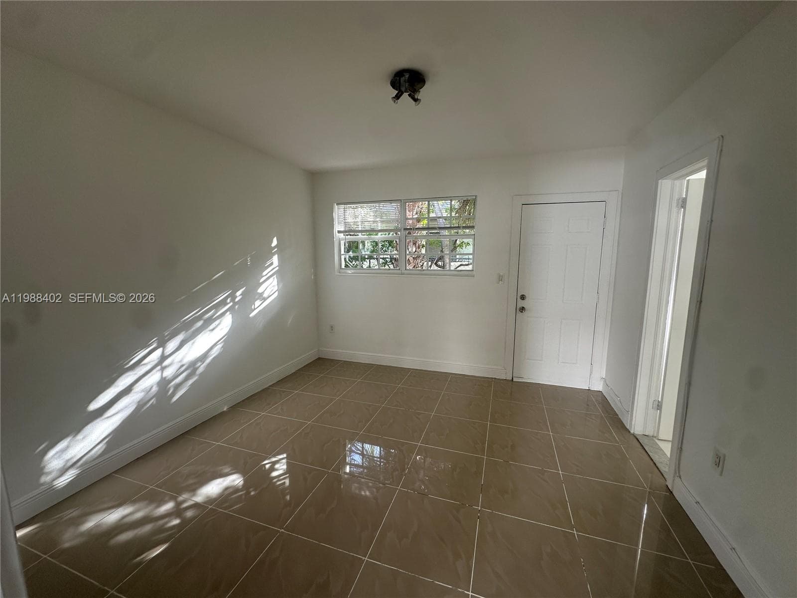 740 84th St # 3, Miami Beach FL 33141 — 7