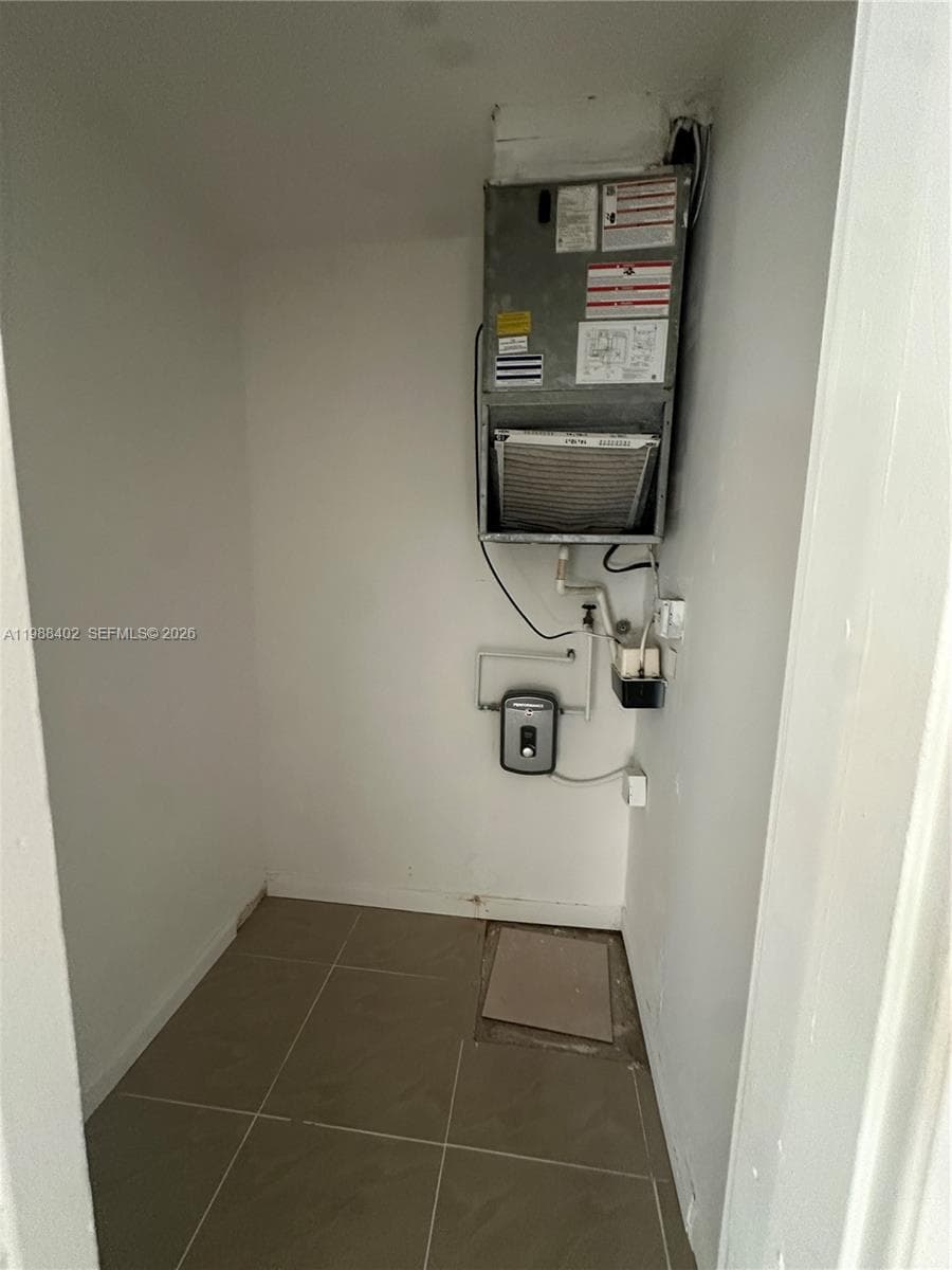 740 84th St # 3, Miami Beach FL 33141 — 9