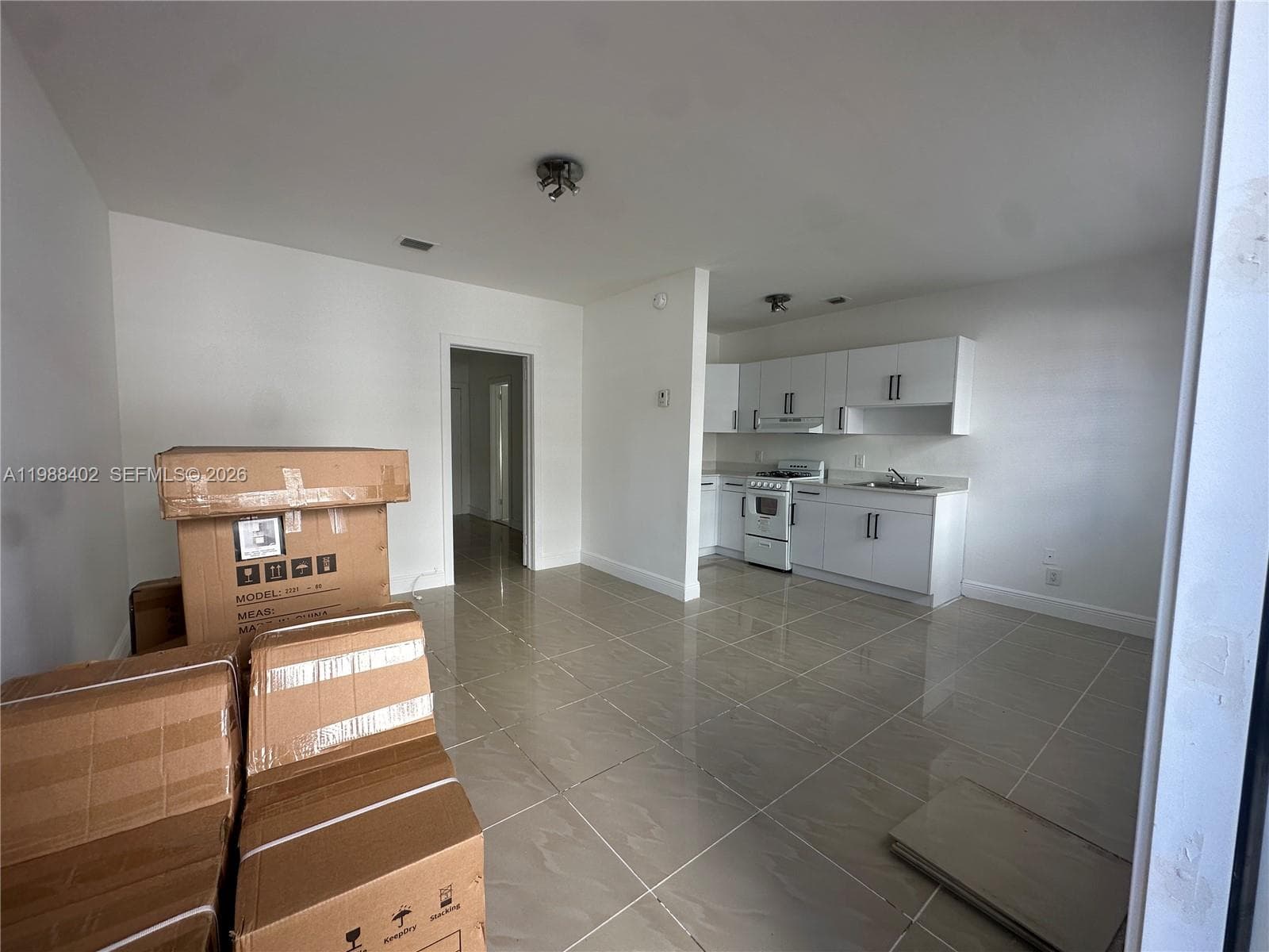 740 84th St # 3, Miami Beach FL 33141 — 8