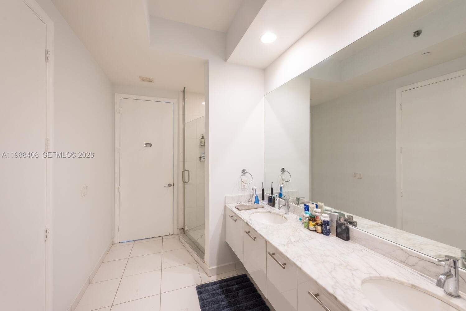 55 SE 6th St # 4200, Miami FL 33131 — 16
