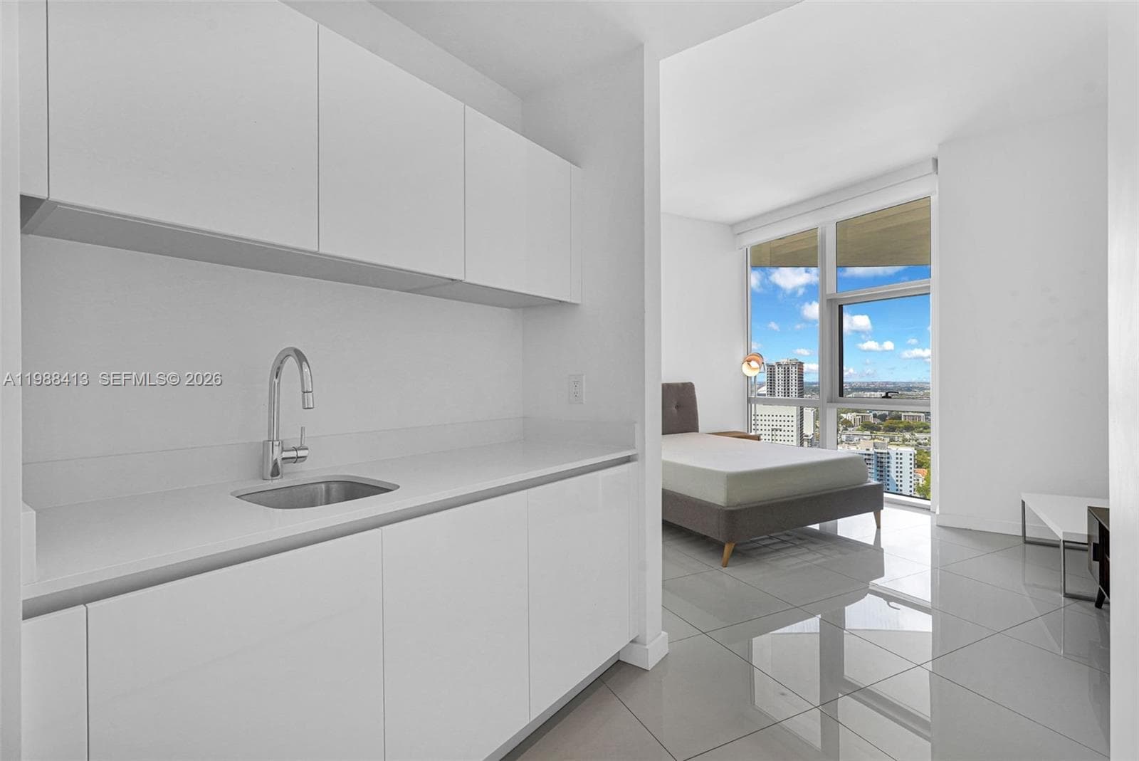 851 NE 1st Ave # 2912, Miami FL 33132 — 22