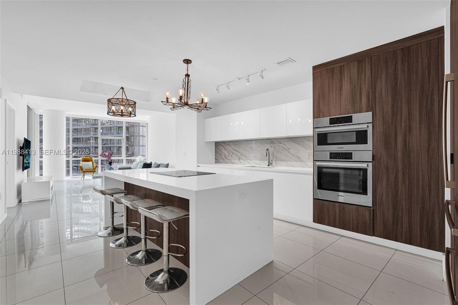 851 NE 1st Ave # 2912, Miami FL 33132 — 9