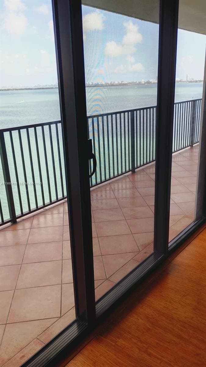 801 N Venetian Dr # 1103, Miami FL 33139 — 42