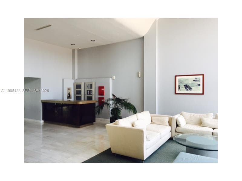 801 N Venetian Dr # 1103, Miami FL 33139 — 28
