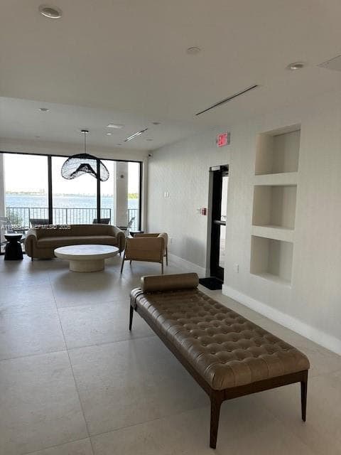 801 N Venetian Dr # 1103, Miami FL 33139 — 31