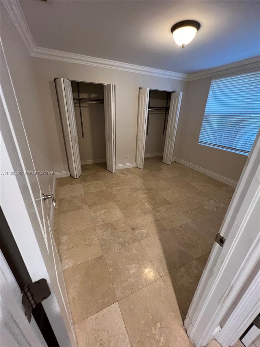 481 Menendez Ave # 9, Coral Gables FL 33146 — 6
