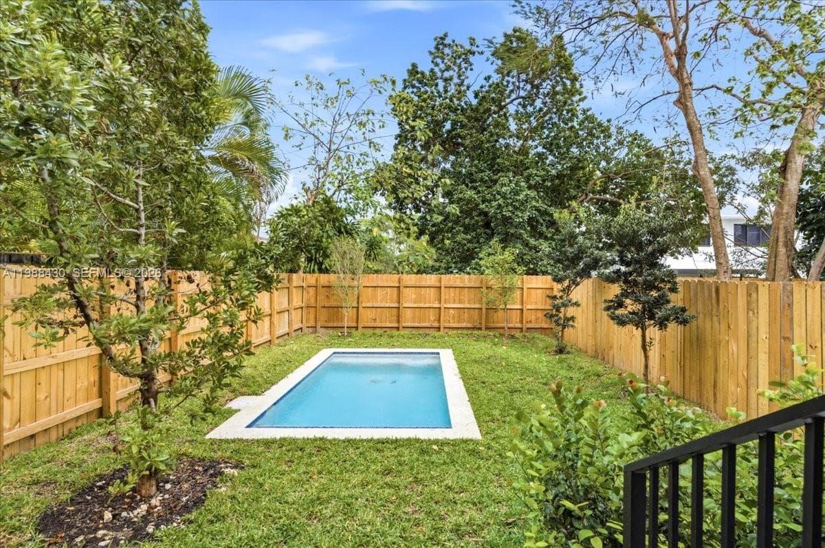 2925 SW 36th Ave, Miami FL 33133 — 56