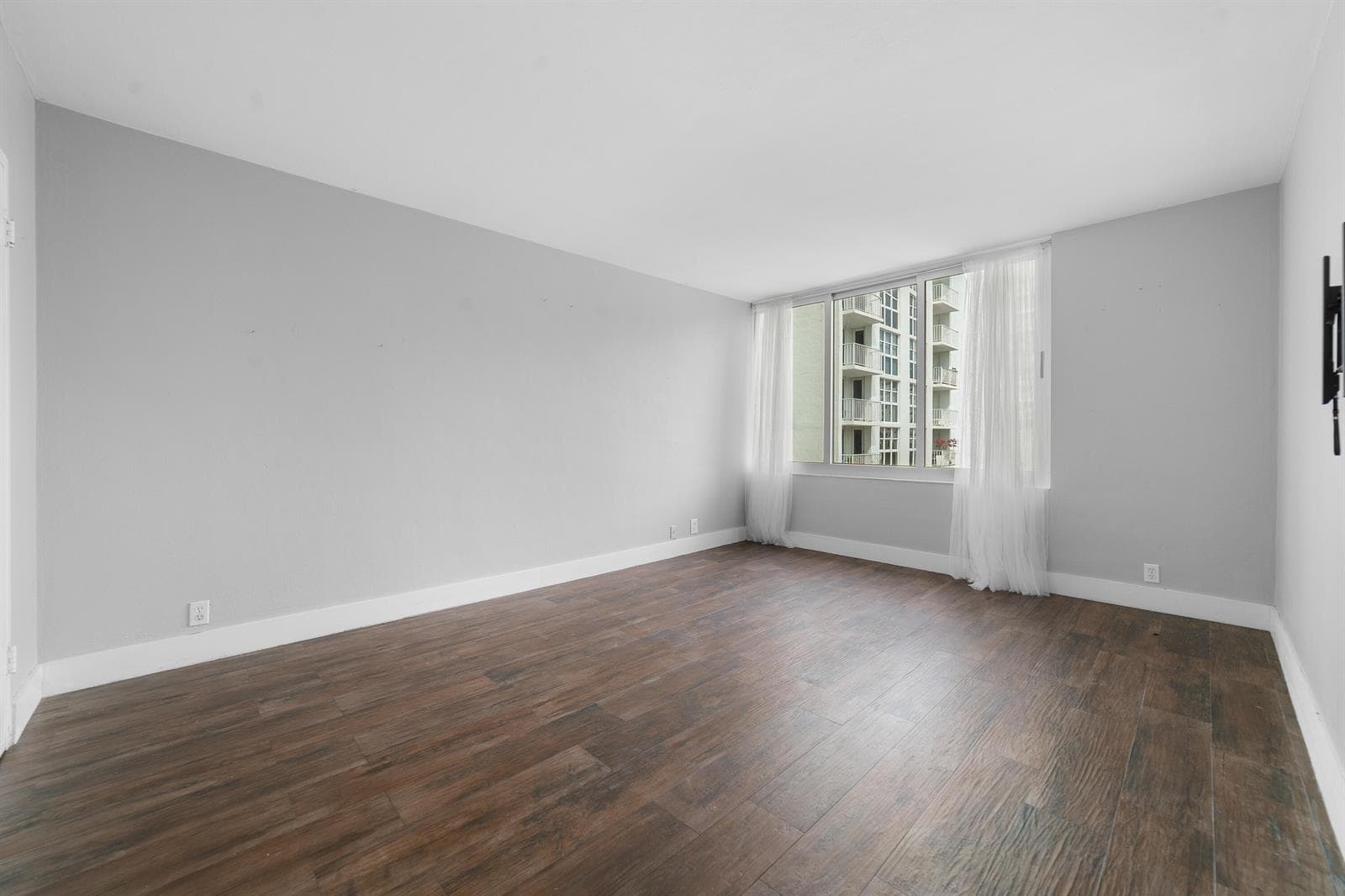 1200 West Avenue # 316, Miami Beach FL 33139 — 24