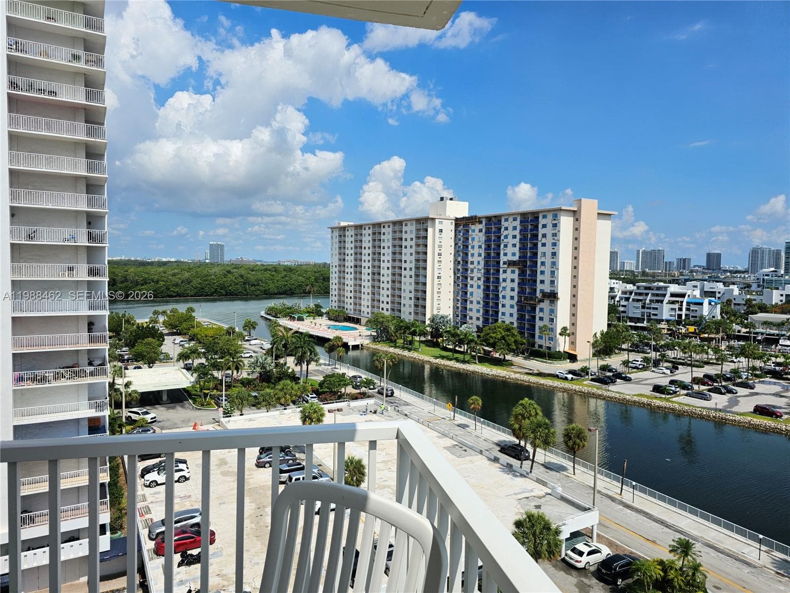 300 Bayview Dr # 905, Sunny Isles Beach FL 33160 — 15