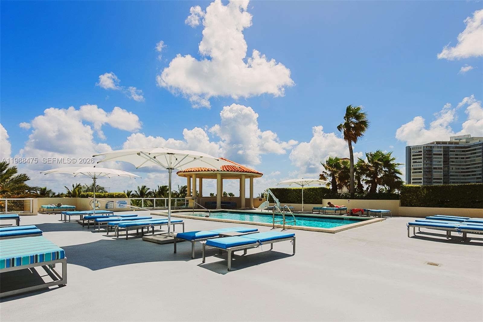 7330 Ocean Ter # C, Miami Beach FL 33141 — 32