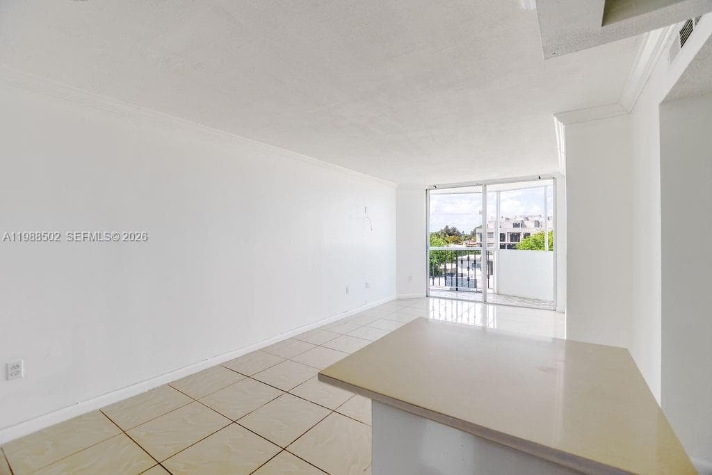 1990 Marseille Dr # 402, Miami Beach FL 33141 — 12