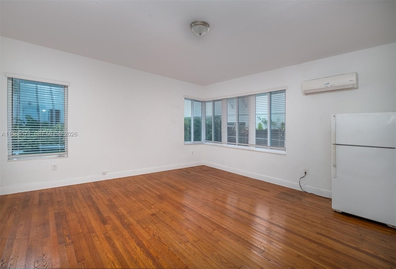 7936 Harding Ave, Miami Beach FL 33141 — 9