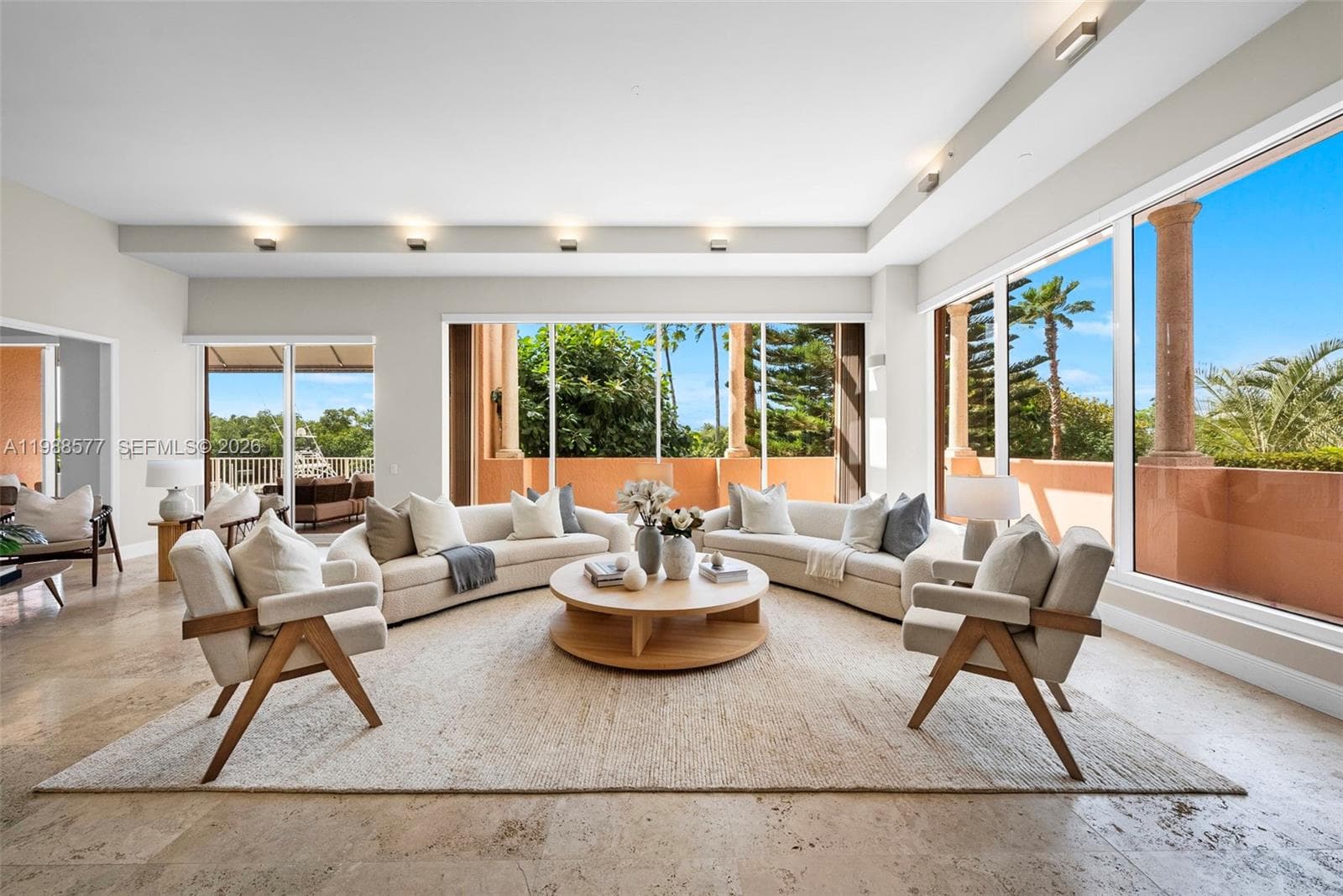 10 Edgewater Dr, Coral Gables FL 33133 — 2