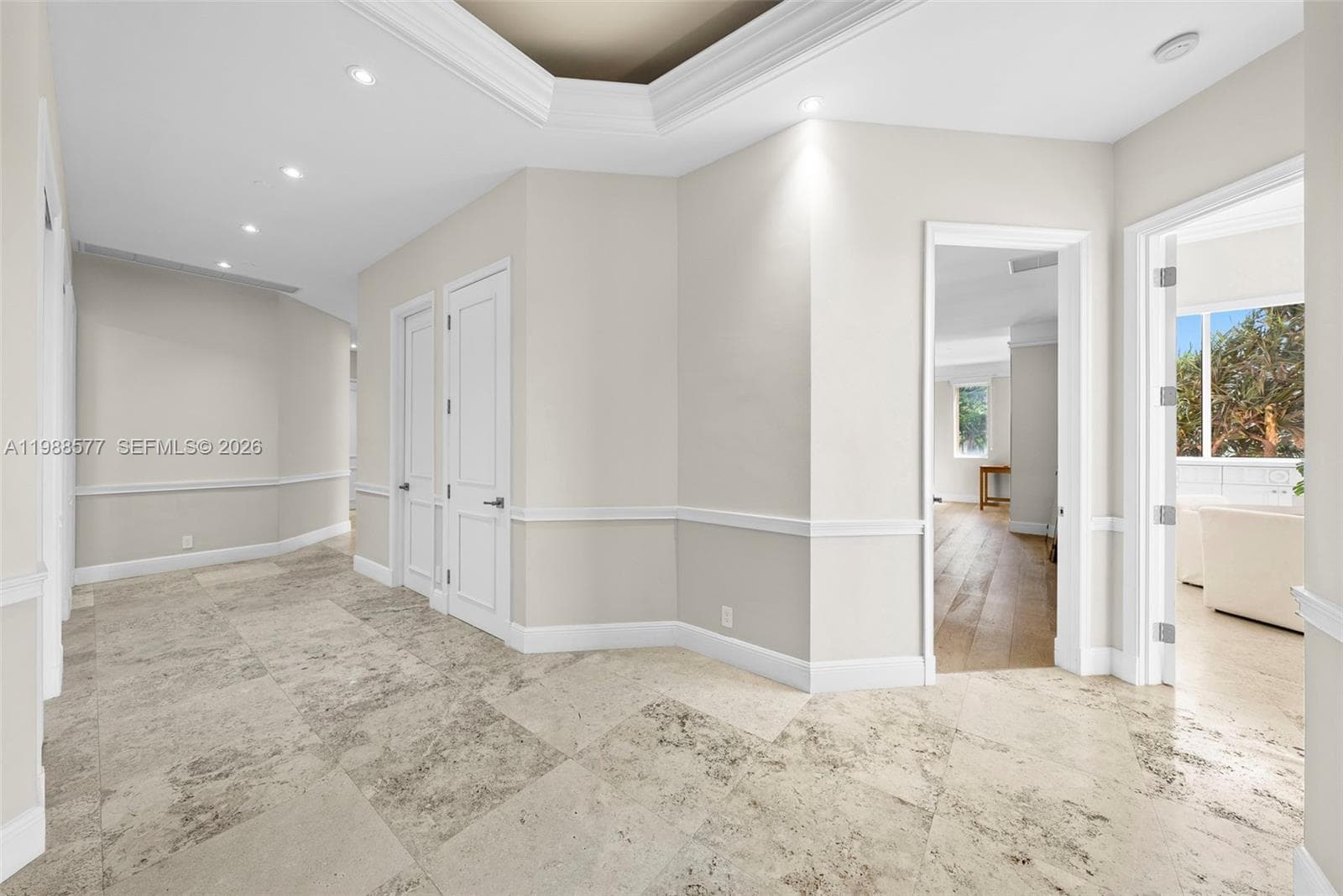 10 Edgewater Dr, Coral Gables FL 33133 — 47