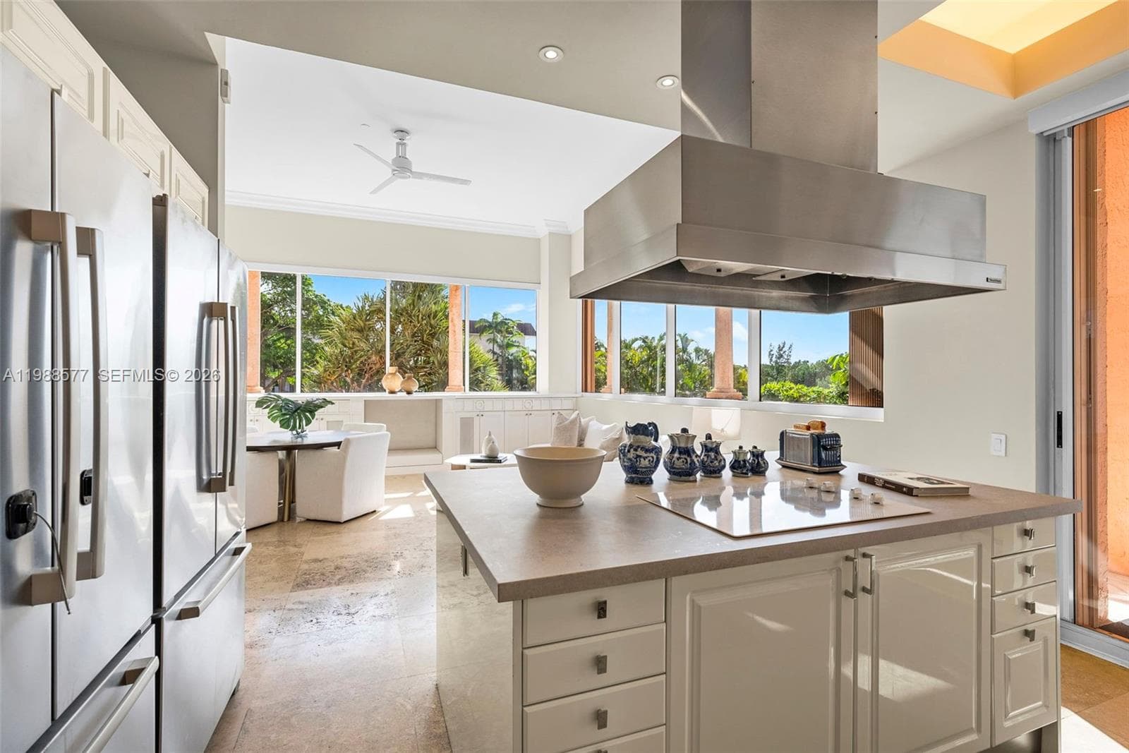 10 Edgewater Dr, Coral Gables FL 33133 — 26