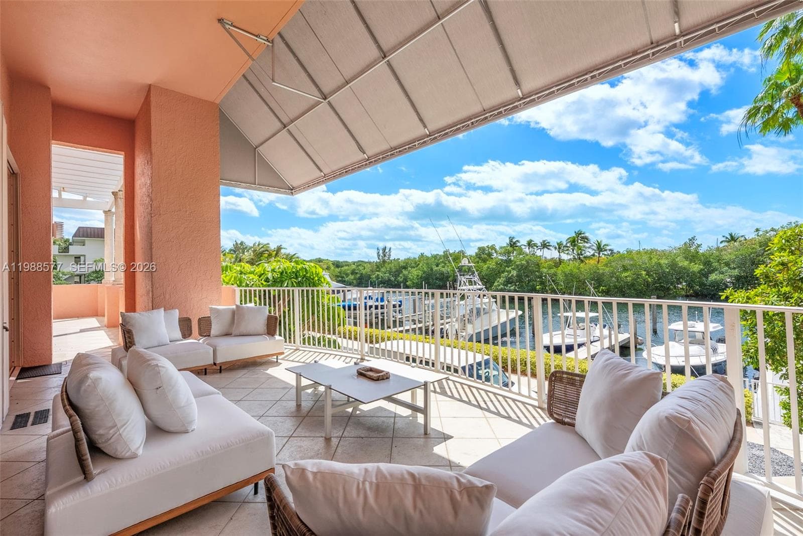 10 Edgewater Dr, Coral Gables FL 33133 — 30