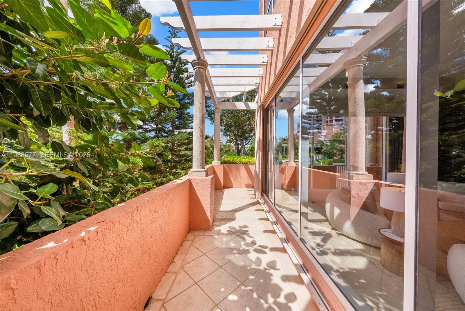 10 Edgewater Dr, Coral Gables FL 33133 — 59
