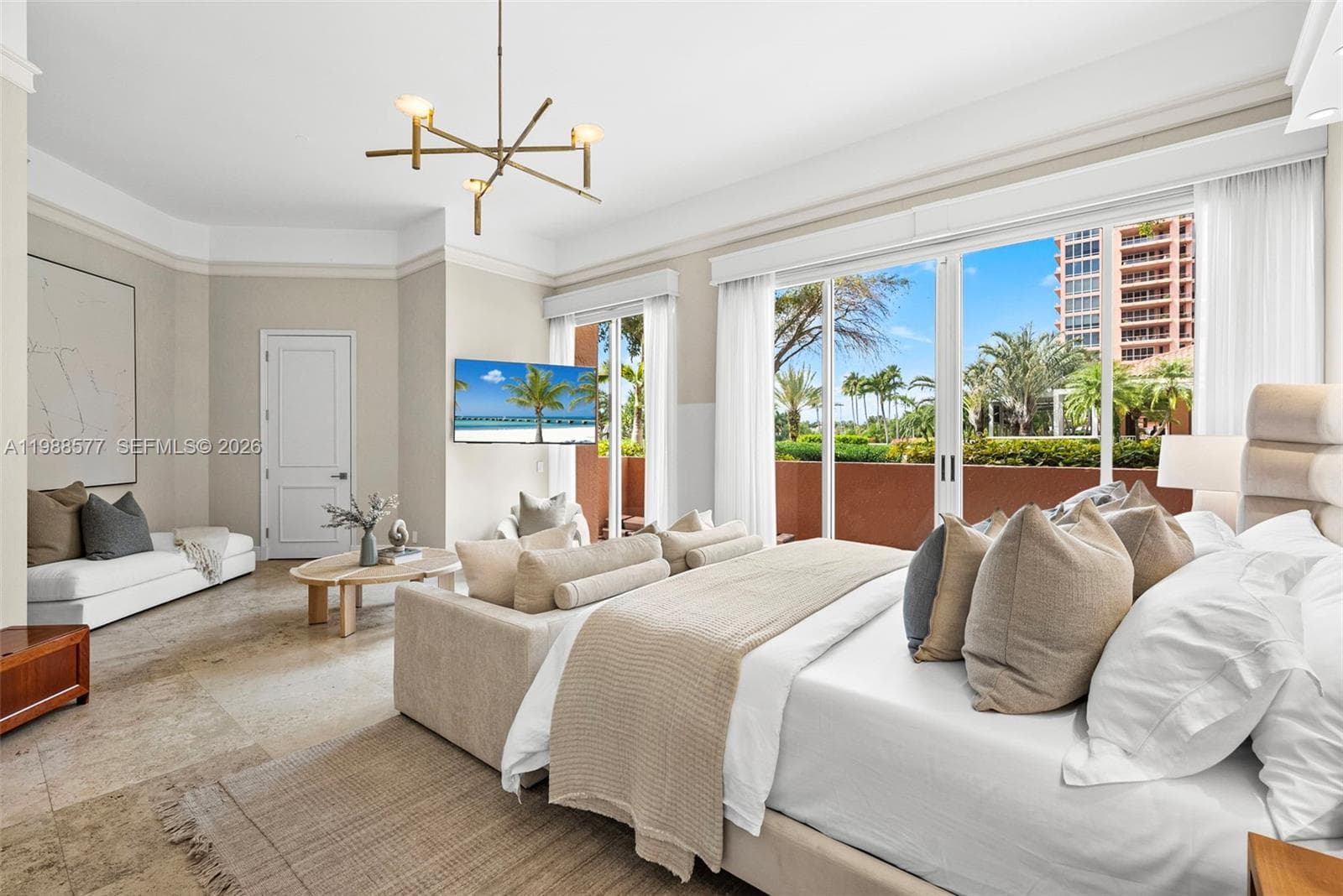 10 Edgewater Dr, Coral Gables FL 33133 — 37