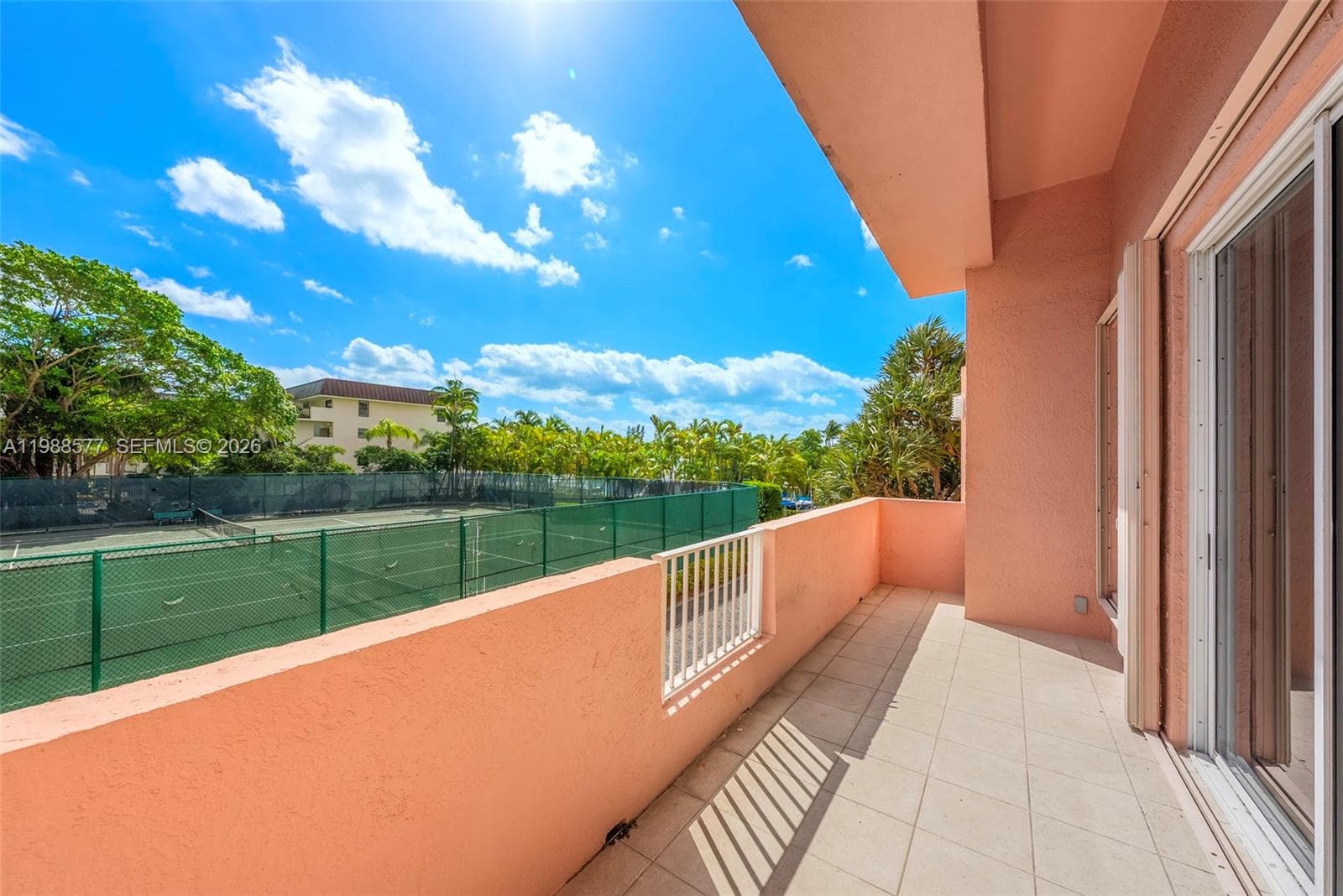 10 Edgewater Dr, Coral Gables FL 33133 — 31