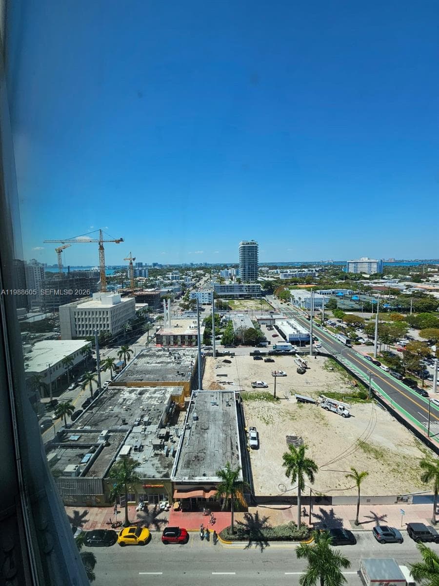 7135 Collins Ave # 1821, Miami Beach FL 33141 — 14