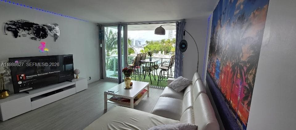1000 West Ave # 214, Miami Beach FL 33139 — 19