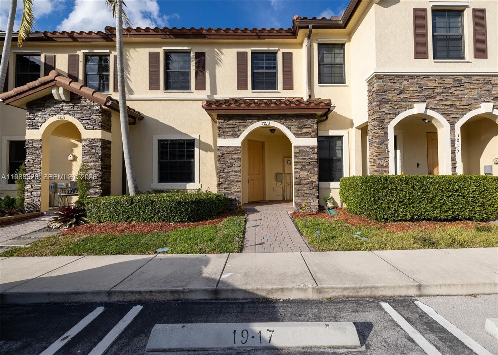 3213 SE 6th St, Homestead FL 33033 — 1