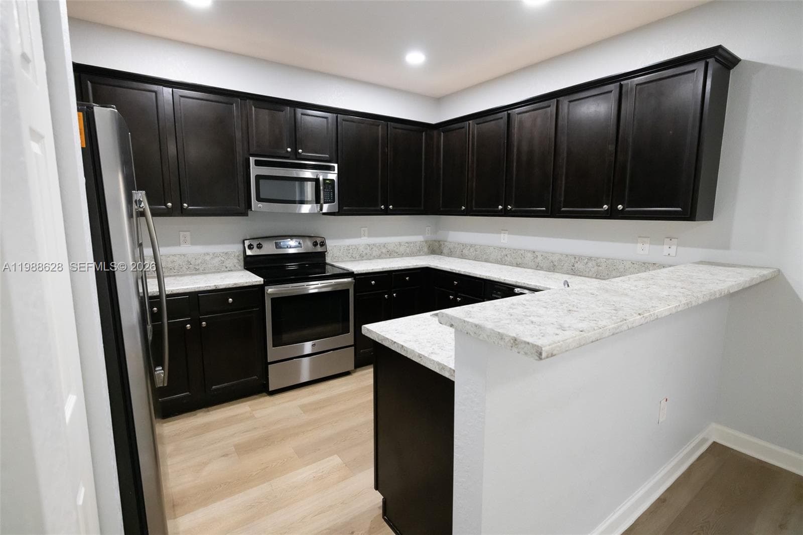 3213 SE 6th St, Homestead FL 33033 — 11