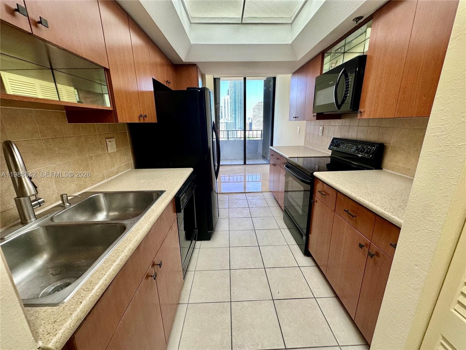 520 Brickell Key Dr # A2015, Miami FL 33131 — 11
