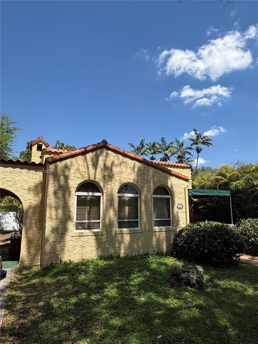 1209 Mariana Ave, Coral Gables FL 33134 — 11