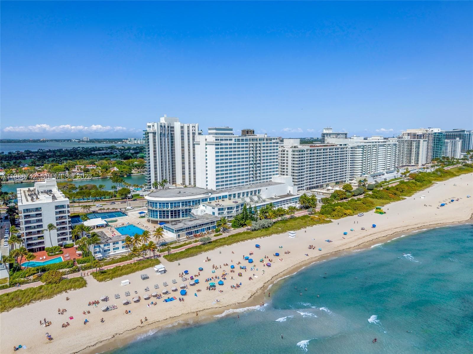 5445 Collins Ave, Miami Beach FL 33140 — 26